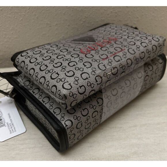 GUESS BLACK LOGO COSMETIC JUNCTION TRAVEL MAKE UP CASES Set Of 2 - Picture 4 of 9